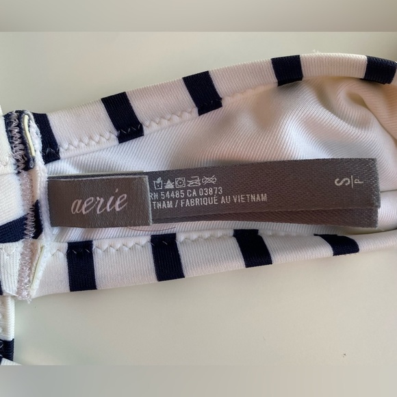 American Eagle Swimsuit - Picture 3 of 4